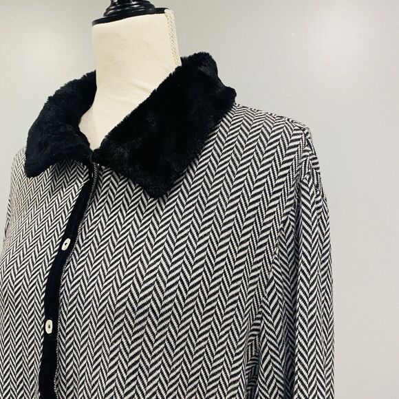 NEIMAN MARCUS VTG XL Faux Fur Trim Button Up Cardigan Shacket Houndstooth Retro - Picture 8 of 16